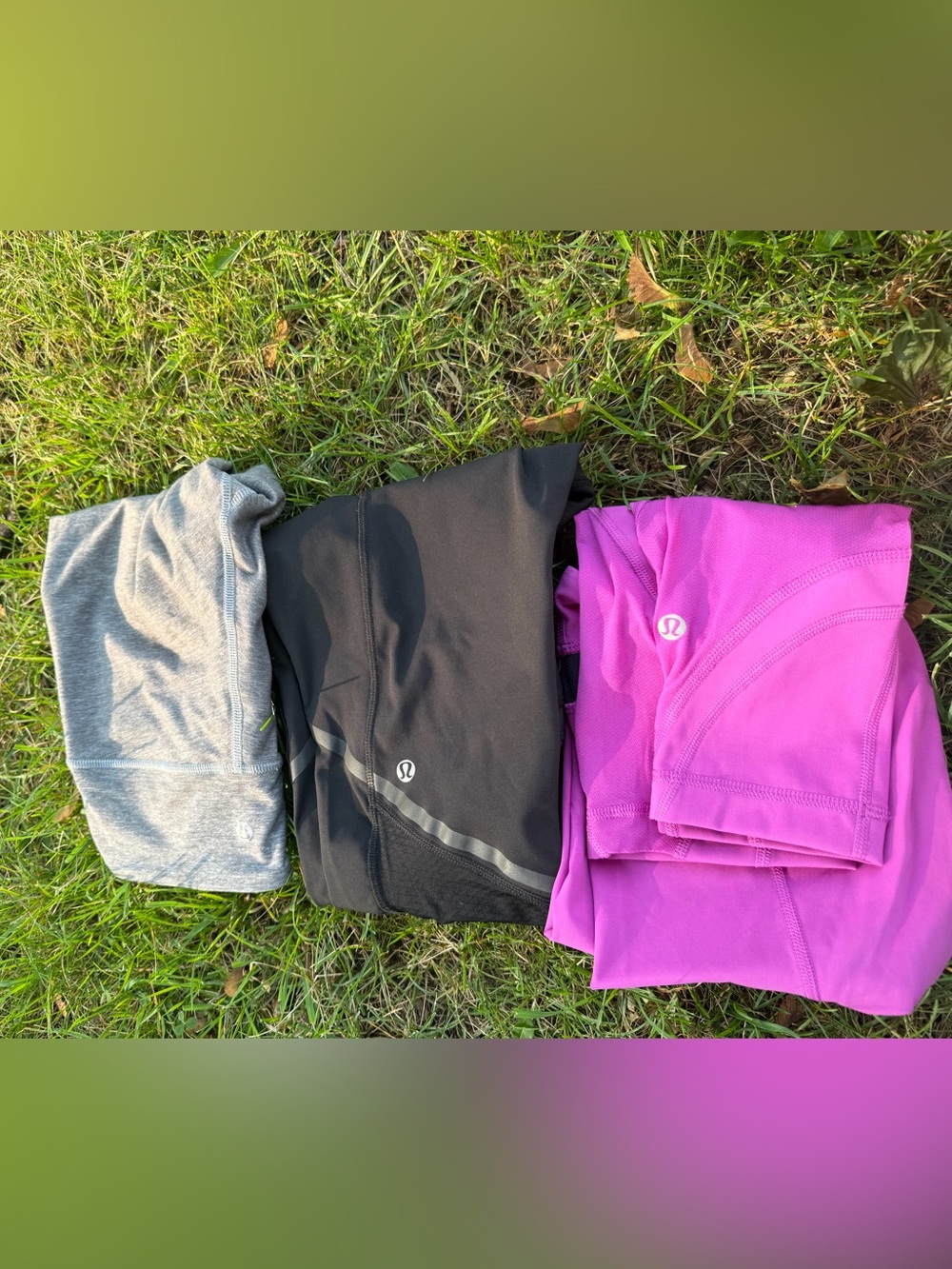lululemon athletica womens Black and Magenta Athletic Leggings size 4 and 6